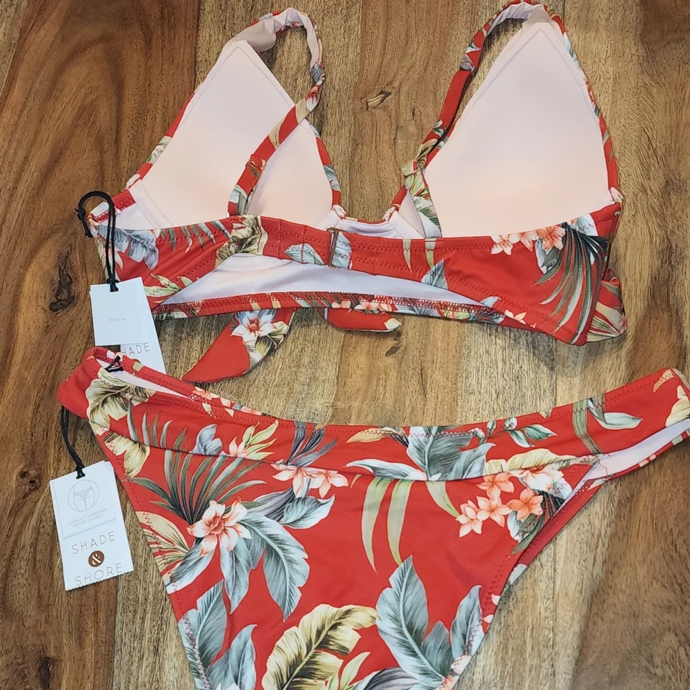 Red Floral Bikini - Picture 5 of 7
